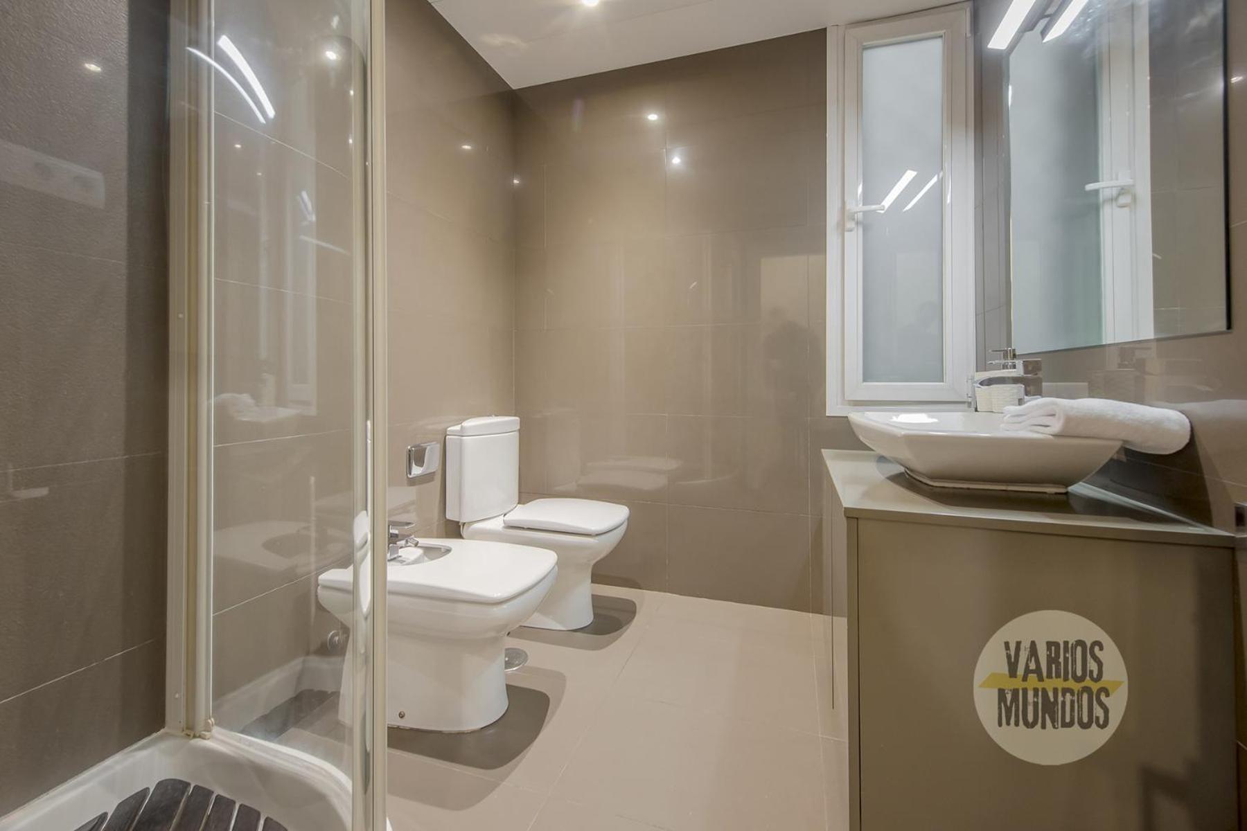 Premium Apt 10Pax En Plaza Espana-Gran Via Мадрид Екстериор снимка